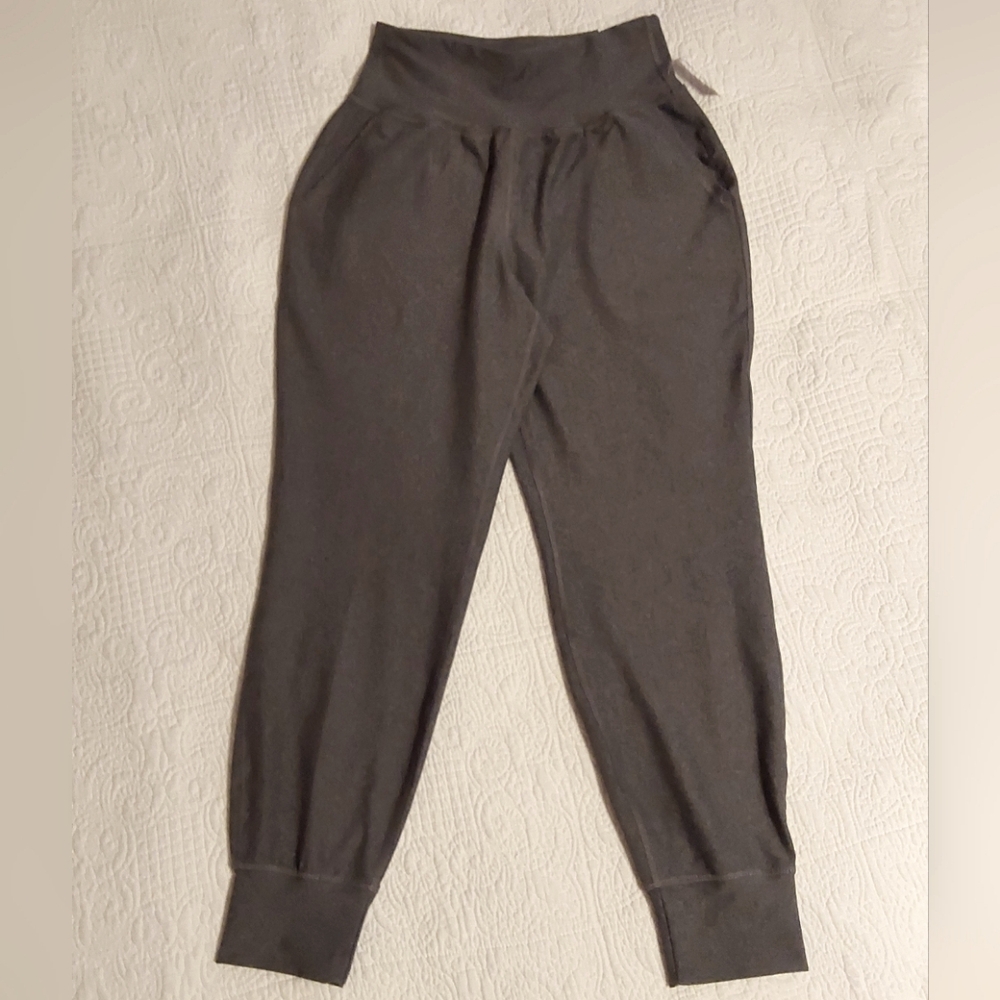 🌺 NWT Old Navy High-Rise Powersoft Legging Joggers